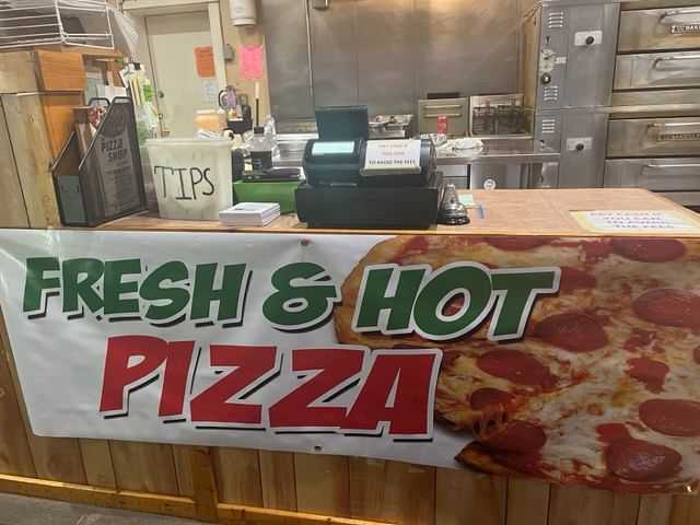 Pizza shop banner